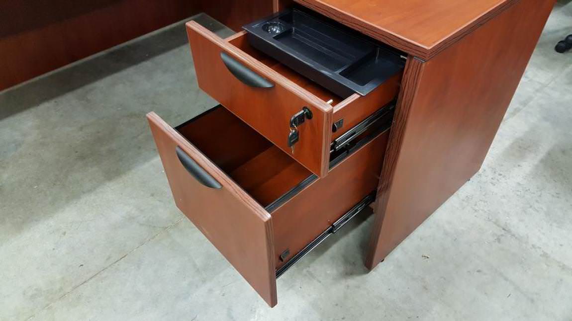 Cherry L Shape Office Desk with Locking Drawers