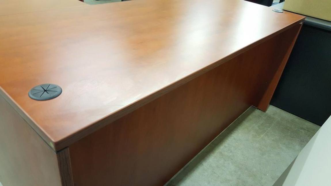 Cherry L Shape Office Desk with Locking Drawers