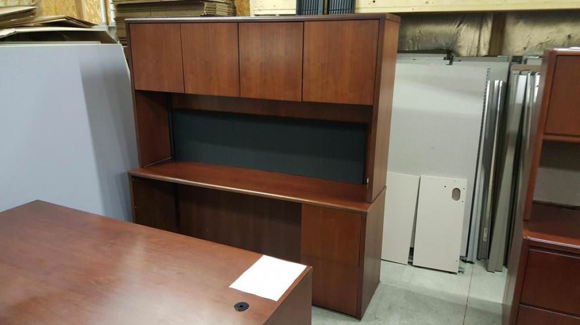 Straight Desk with Hutch and Tackboard