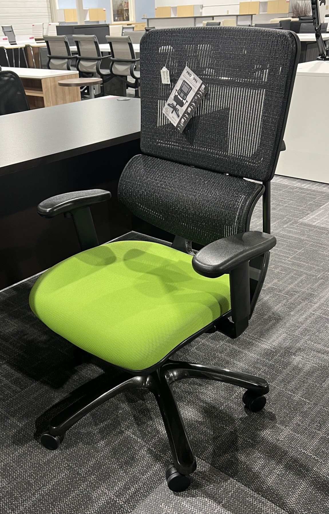 Ergonomic Mesh Back Chair 25.25