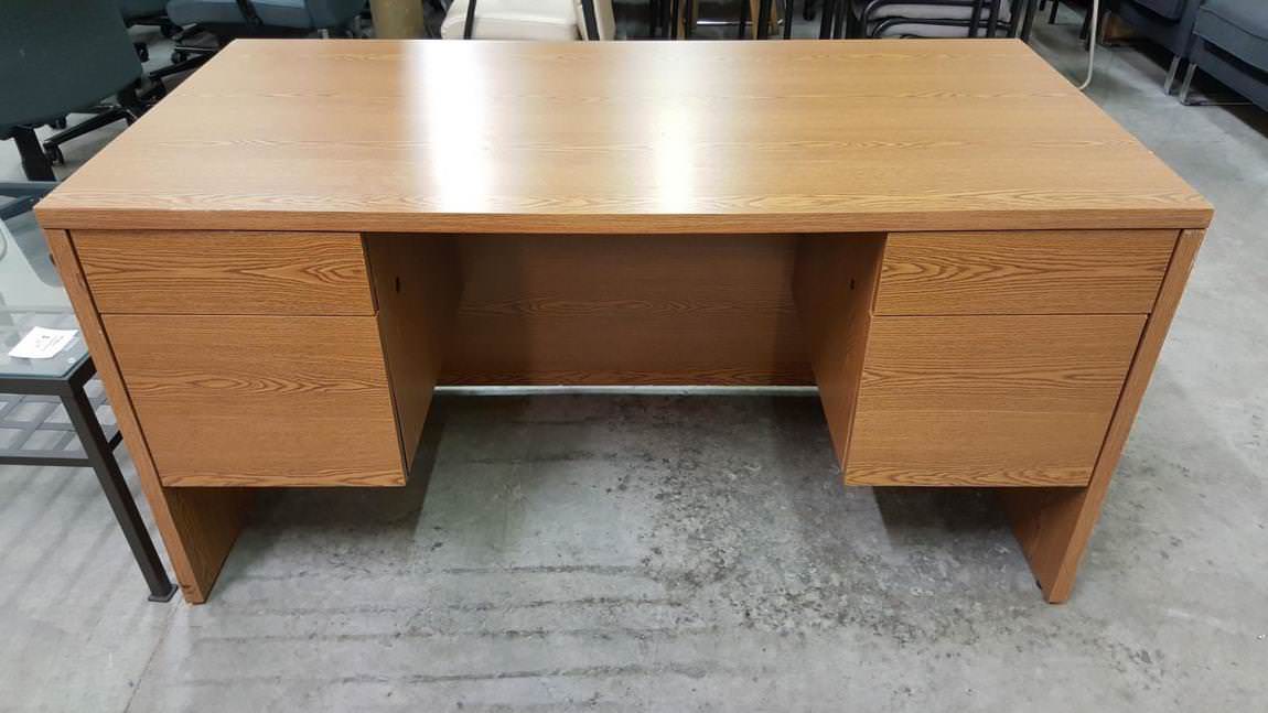 60 x 30 desk with deals drawers