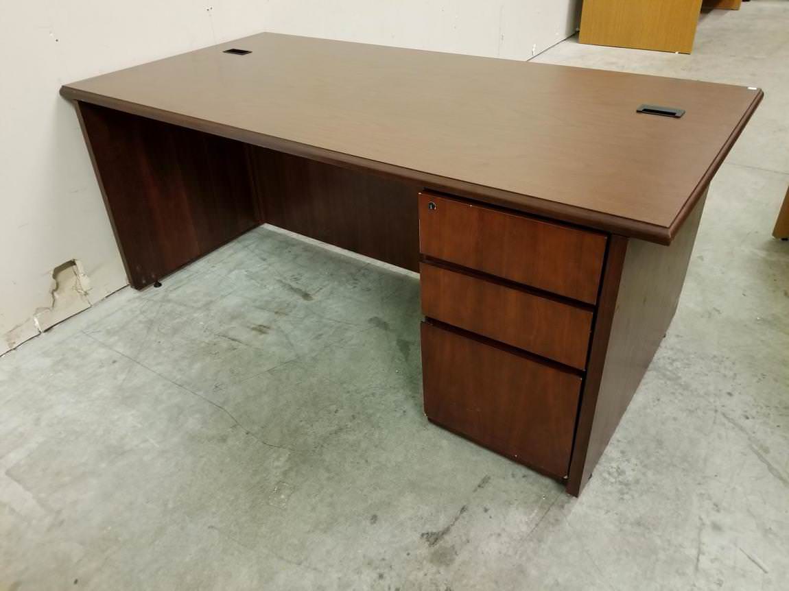 72x36 Desk with Drawers