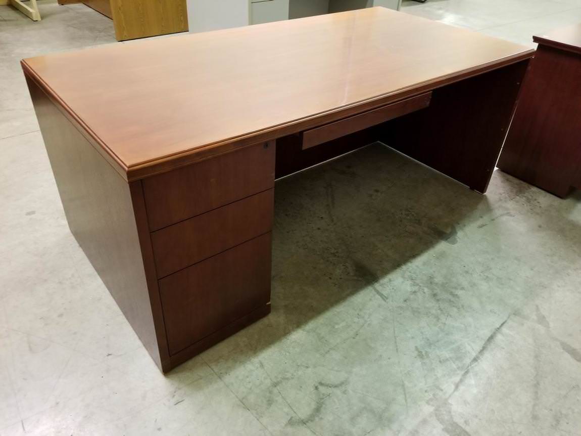 72x36 Desk with Drawers