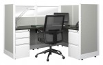 L Shaped Cubicle with Power