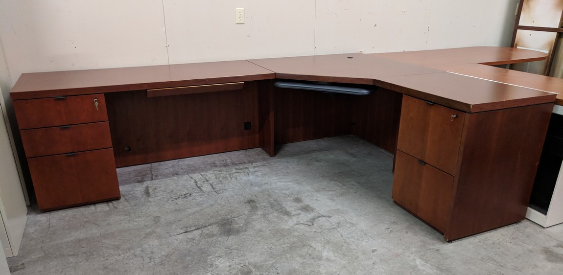 Kimball Mahogany L Shaped Corner Desk With Drawers