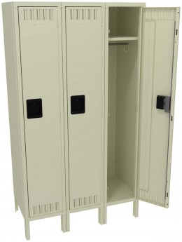 Wide Triple Lockers with Legs