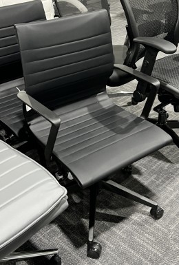Vinyl Conference Chair with Armrests