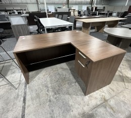 L Shaped Desk with Drawers