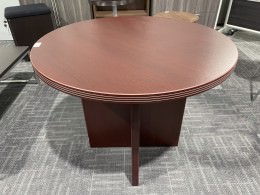 3 FT Round Conference Meeting Table with Mahogany Finish