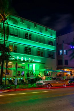 Avalon Vertical - Office Wall Art - Urban Art Deco Nightlife