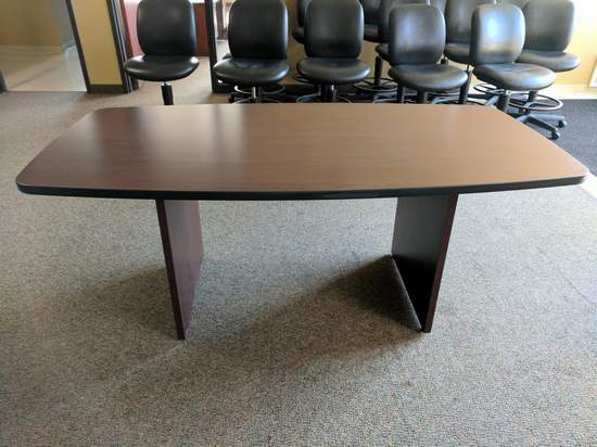 6 Ft Hon Mahogany Boat Shaped Conference Table Madison